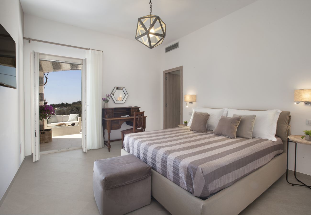 Villa a Sant´Agata sui Due Golfi - AMORE RENTALS - Villa Ligea con Piscina Privata, Vista Mare e Parcheggio