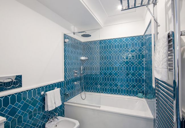 Villa a Praiano - AMORE RENTALS - Villa Celeste con Piscina Riscaldata e Vista Mare Villa a Praiano - AMORE RENTALS - Villa Celeste con Piscina Riscaldata e Vista Mare