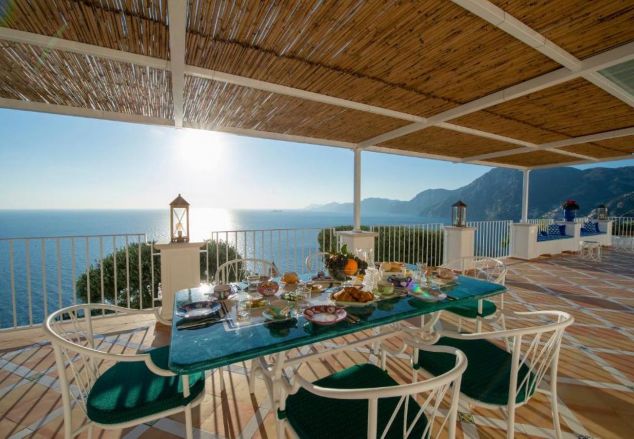 Villa a Praiano - AMORE RENTALS - Villa Celeste con Piscina Riscaldata, Vista Mare, Servizio Maggiordomo