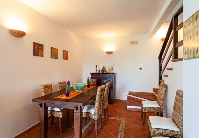 Villa a Massa Lubrense - AMORE RENTALS - Villa Stone on the Sea con Piscina Privata e Giardino Villa a Massa Lubrense - AMORE RENTALS - Villa Stone on the Sea con Piscina Privata e Giardino