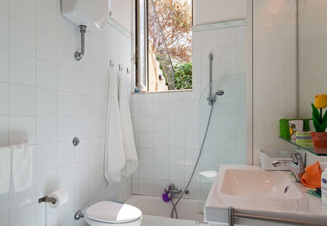 Villa a Massa Lubrense - AMORE RENTALS - Villa Stone on the Sea con Piscina Privata e Giardino Villa a Massa Lubrense - AMORE RENTALS - Villa Stone on the Sea con Piscina Privata e Giardino