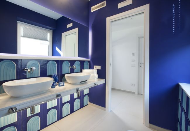 Appartamento a Sorrento - AMORE RENTALS - Appartamento Luis 2.11 con Aria Condizionata Appartamento a Sorrento - AMORE RENTALS - Appartamento Luis 2.11 con Aria Condizionata