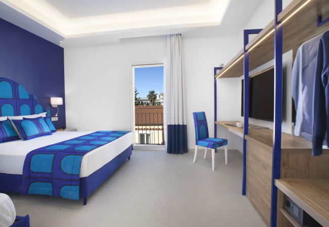 Appartamento a Sorrento - AMORE RENTALS - Appartamento Luis 2.11 con Aria Condizionata Appartamento a Sorrento - AMORE RENTALS - Appartamento Luis 2.11 con Aria Condizionata