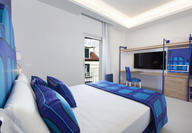 Appartamento a Sorrento - AMORE RENTALS - Appartamento Luis 2.11 con Aria Condizionata Appartamento a Sorrento - AMORE RENTALS - Appartamento Luis 2.11 con Aria Condizionata