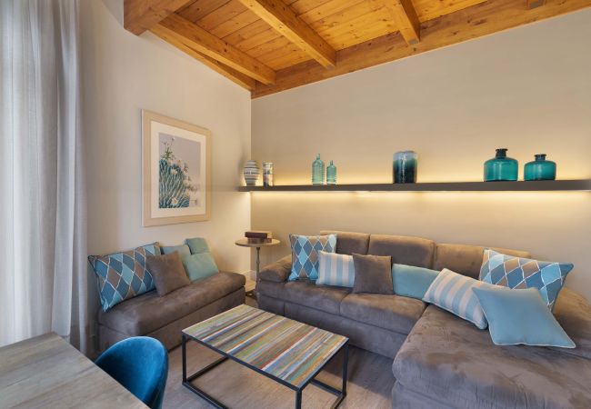 Appartamento a Sorrento - AMORE RENTALS - Appartamento Felice in Piazza Tasso Appartamento a Sorrento - AMORE RENTALS - Appartamento Felice in Piazza Tasso