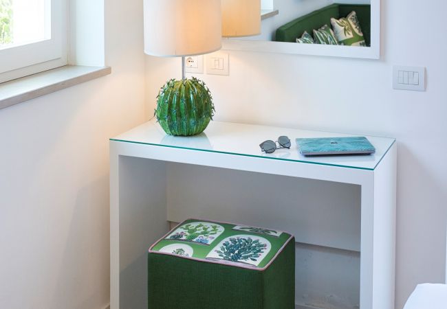 Villa a Massa Lubrense - AMORE RENTALS - Resort Ravenna - The Villa con Piscina Privata, Vasca Idromassaggio, Ideale per Eventi Villa a Massa Lubrense - AMORE RENTALS - Resort Ravenna - The Villa con Piscina Privata, Vasca Idromassaggio, Ideale per Eventi