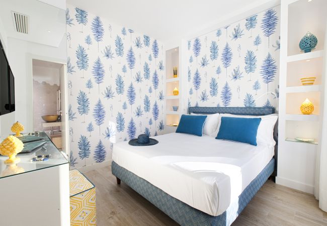 Villa a Massa Lubrense - AMORE RENTALS - Resort Ravenna - The Villa con Piscina Privata, Vasca Idromassaggio, Ideale per Eventi Villa a Massa Lubrense - AMORE RENTALS - Resort Ravenna - The Villa con Piscina Privata, Vasca Idromassaggio, Ideale per Eventi