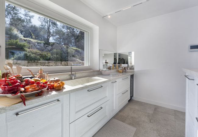 Villa a Massa Lubrense - AMORE RENTALS - Resort Ravenna - The Villa con Piscina Privata, Vasca Idromassaggio, Ideale per Eventi Villa a Massa Lubrense - AMORE RENTALS - Resort Ravenna - The Villa con Piscina Privata, Vasca Idromassaggio, Ideale per Eventi