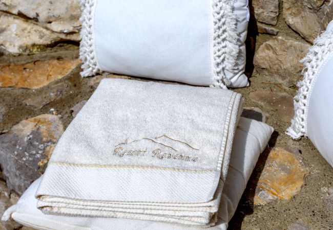 Villa a Massa Lubrense - AMORE RENTALS - Resort Ravenna - The Villa con Piscina Privata, Vasca Idromassaggio, Ideale per Eventi Villa a Massa Lubrense - AMORE RENTALS - Resort Ravenna - The Villa con Piscina Privata, Vasca Idromassaggio, Ideale per Eventi