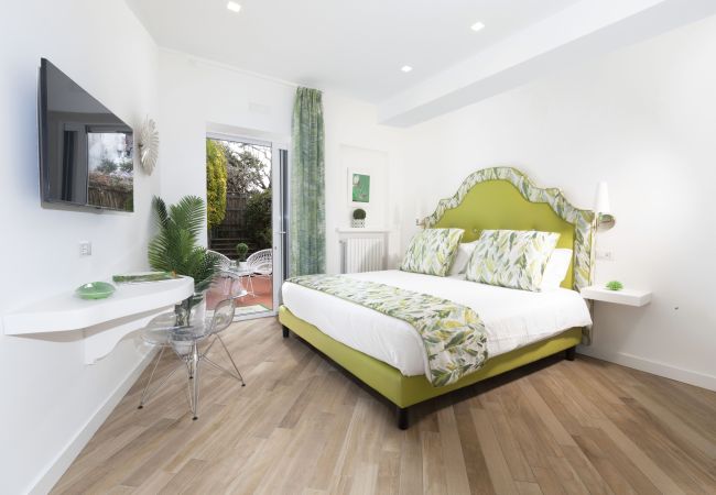 Villa a Massa Lubrense - AMORE RENTALS - Resort Ravenna - The Villa con Piscina Privata, Vasca Idromassaggio, Ideale per Eventi Villa a Massa Lubrense - AMORE RENTALS - Resort Ravenna - The Villa con Piscina Privata, Vasca Idromassaggio, Ideale per Eventi