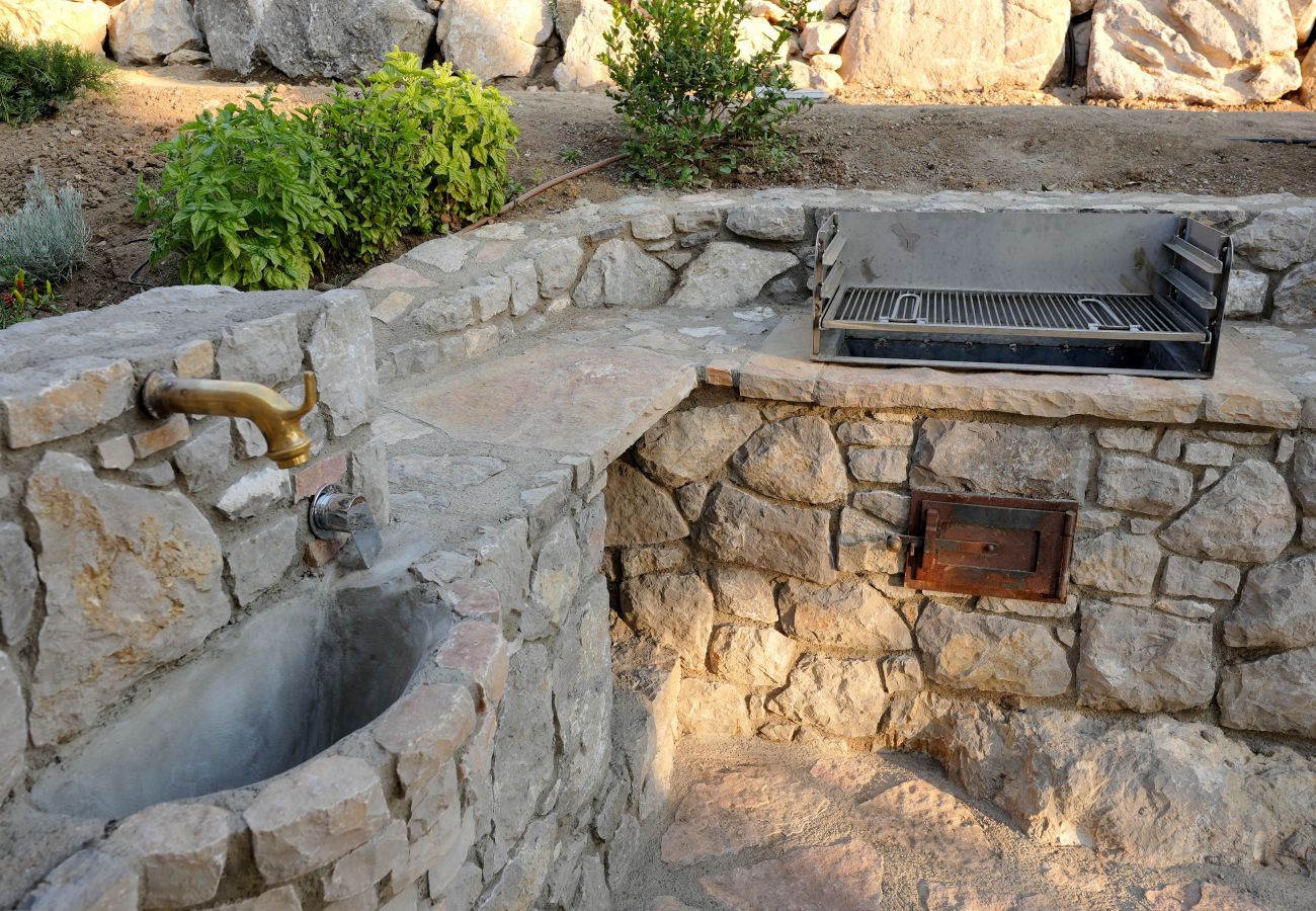 Villa a Massa Lubrense - AMORE RENTALS - Resort Ravenna - The Villa con Piscina Privata, Vasca Idromassaggio, Ideale per Eventi