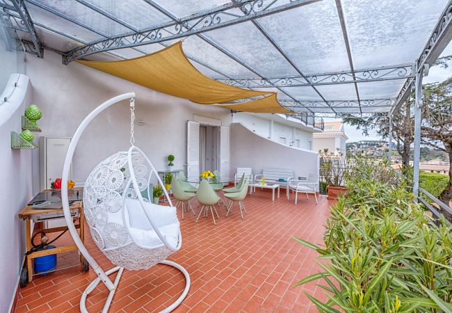 Villa a Massa Lubrense - AMORE RENTALS - Resort Ravenna - Villa Cavaliere con Terrazza, Piscina condivisa, Ideale per Eventi Villa a Massa Lubrense - AMORE RENTALS - Resort Ravenna - Villa Cavaliere con Terrazza, Piscina condivisa, Ideale per Eventi