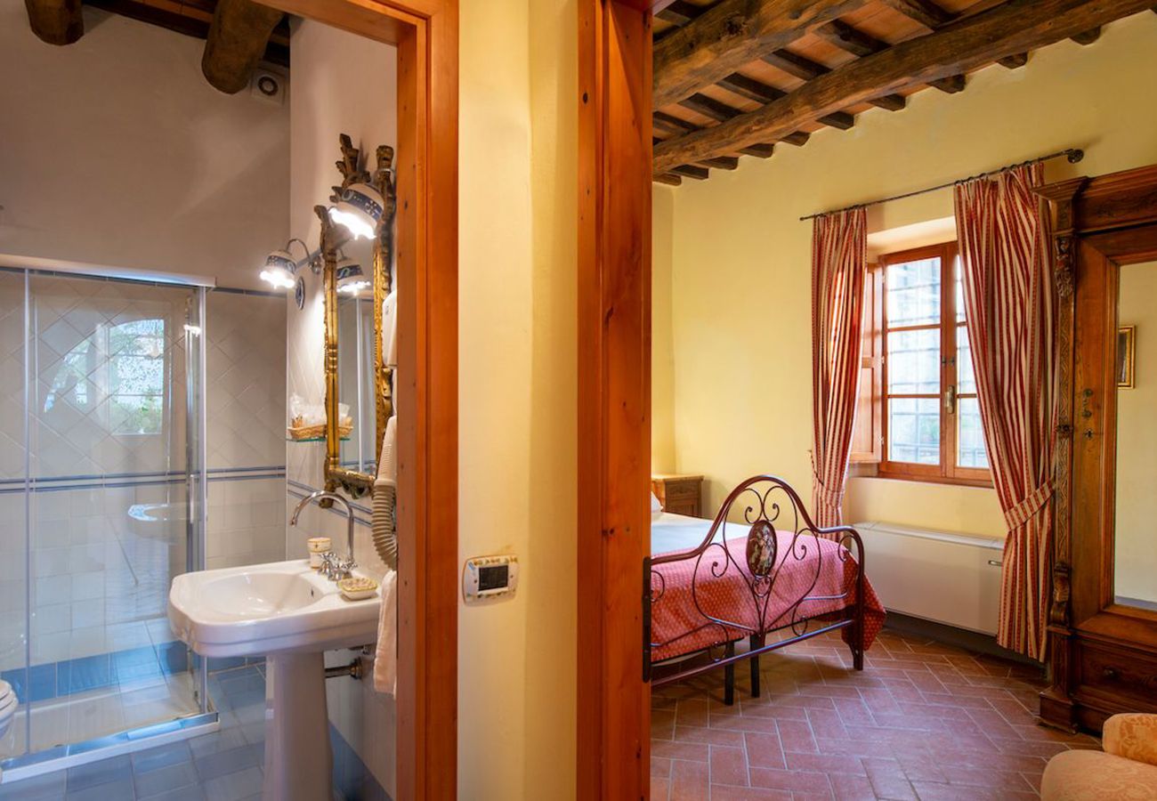 Villa a Greve in Chianti - AMORE RENTALS - Villa Eros con Piscina, SPA, Ideale per Gruppi