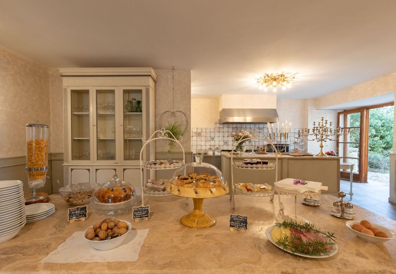Villa a Greve in Chianti - AMORE RENTALS - Villa Eros con Piscina, SPA, Ideale per Gruppi