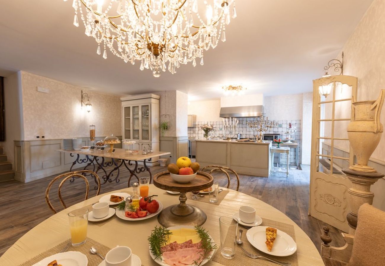 Villa a Greve in Chianti - AMORE RENTALS - Villa Eros con Piscina, SPA, Ideale per Gruppi