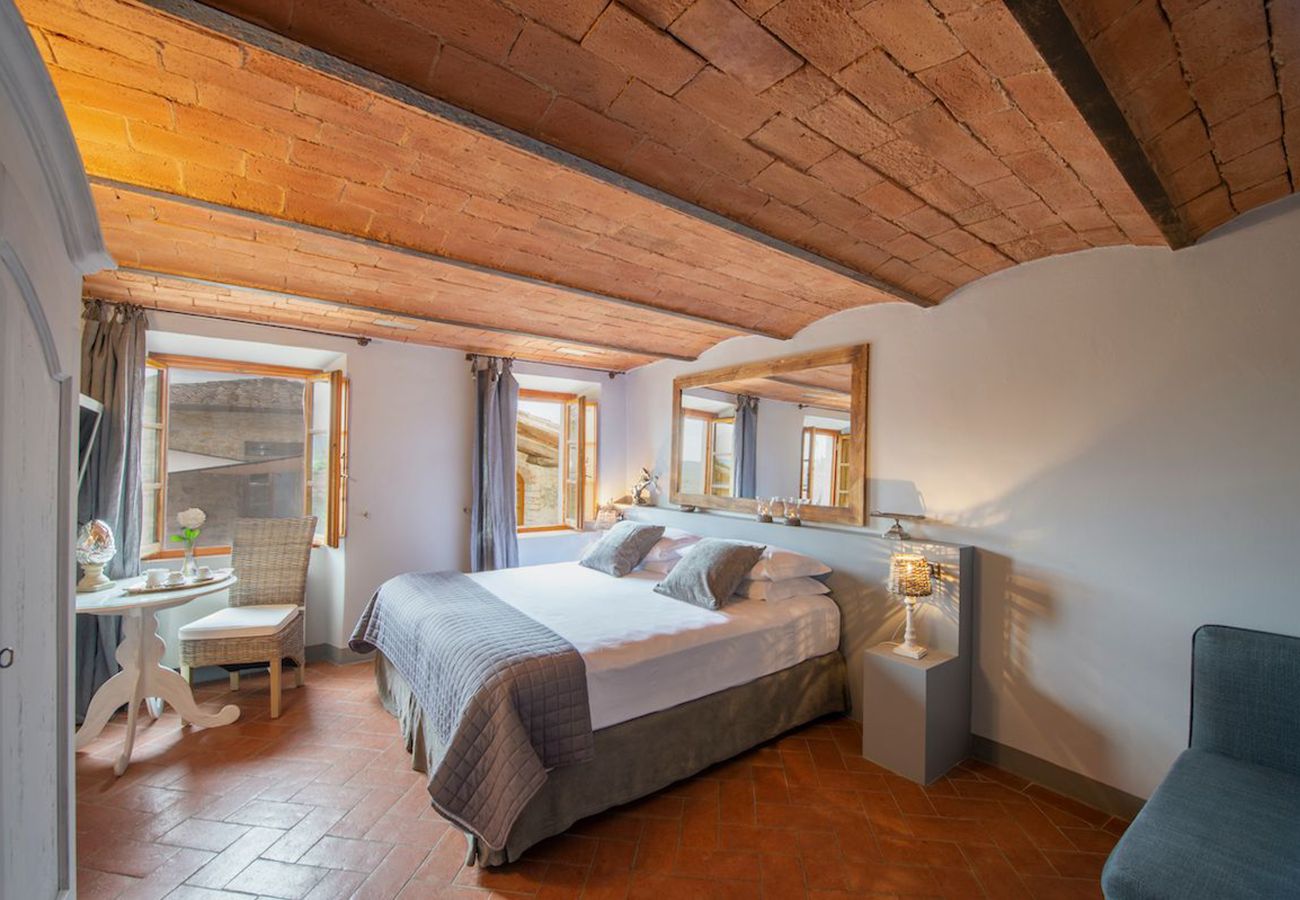 Villa a Greve in Chianti - AMORE RENTALS - Villa Eros con Piscina, SPA, Ideale per Gruppi