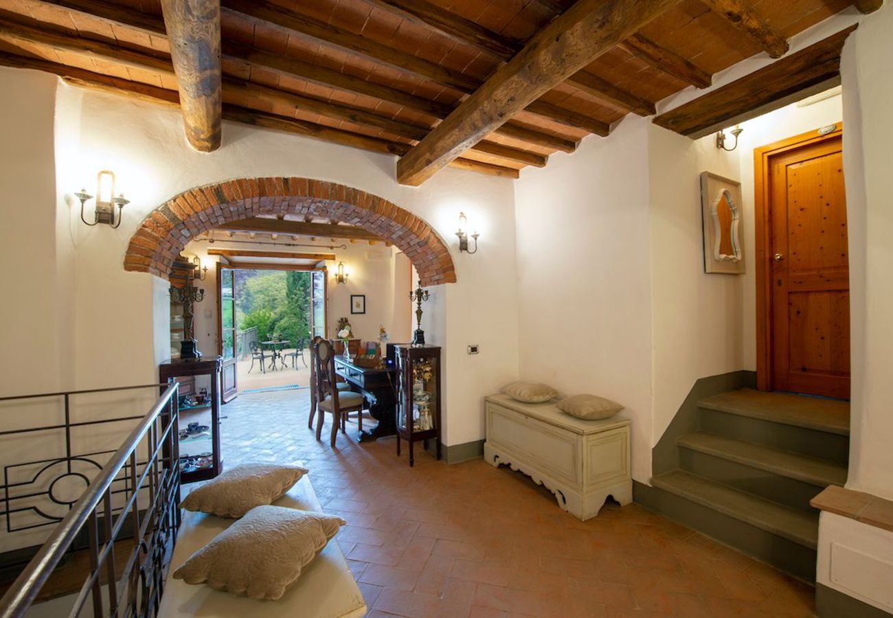 Villa a Greve in Chianti - AMORE RENTALS - Villa Eros con Piscina, SPA, Ideale per Gruppi