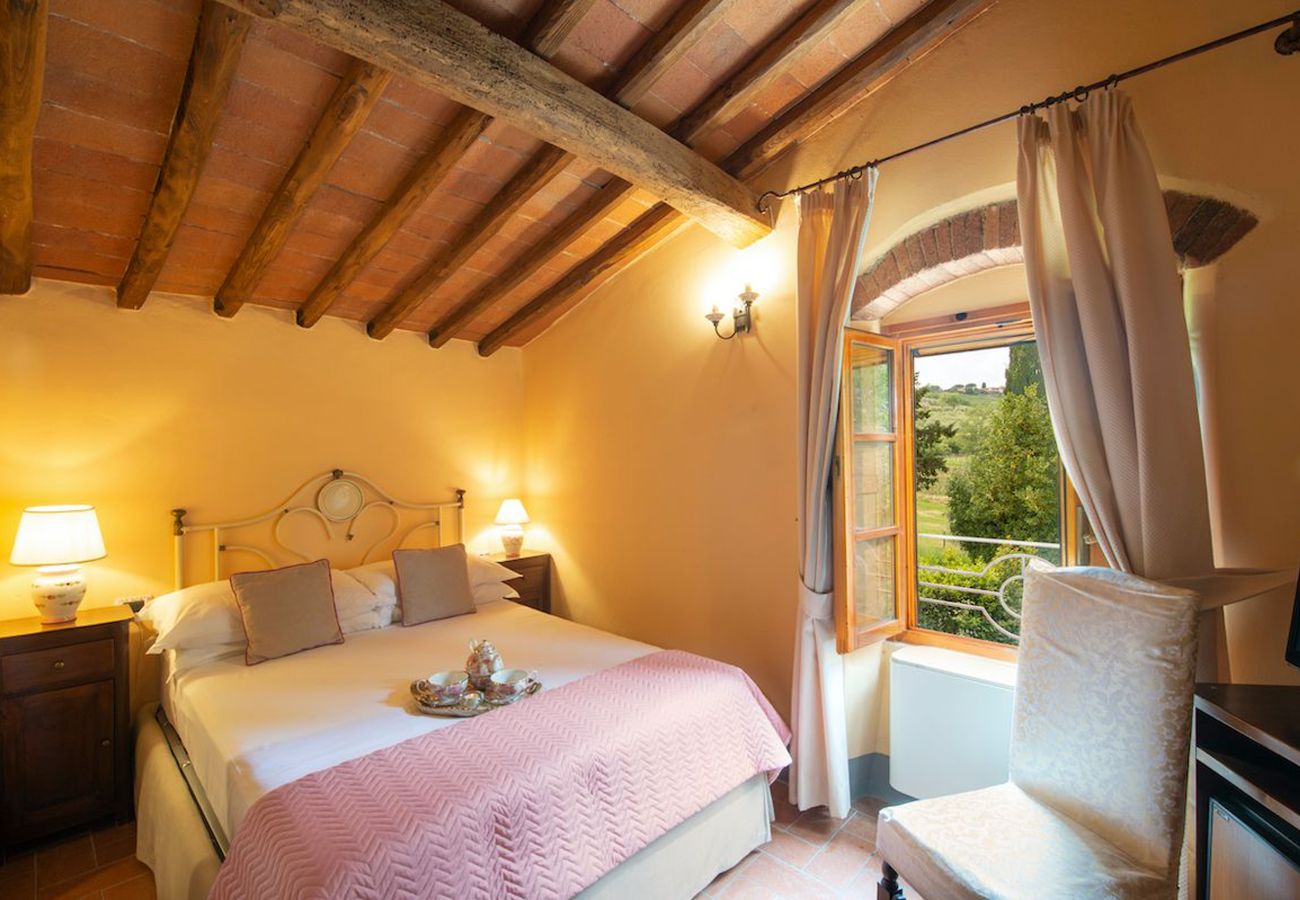 Villa a Greve in Chianti - AMORE RENTALS - Villa Eros con Piscina, SPA, Ideale per Gruppi