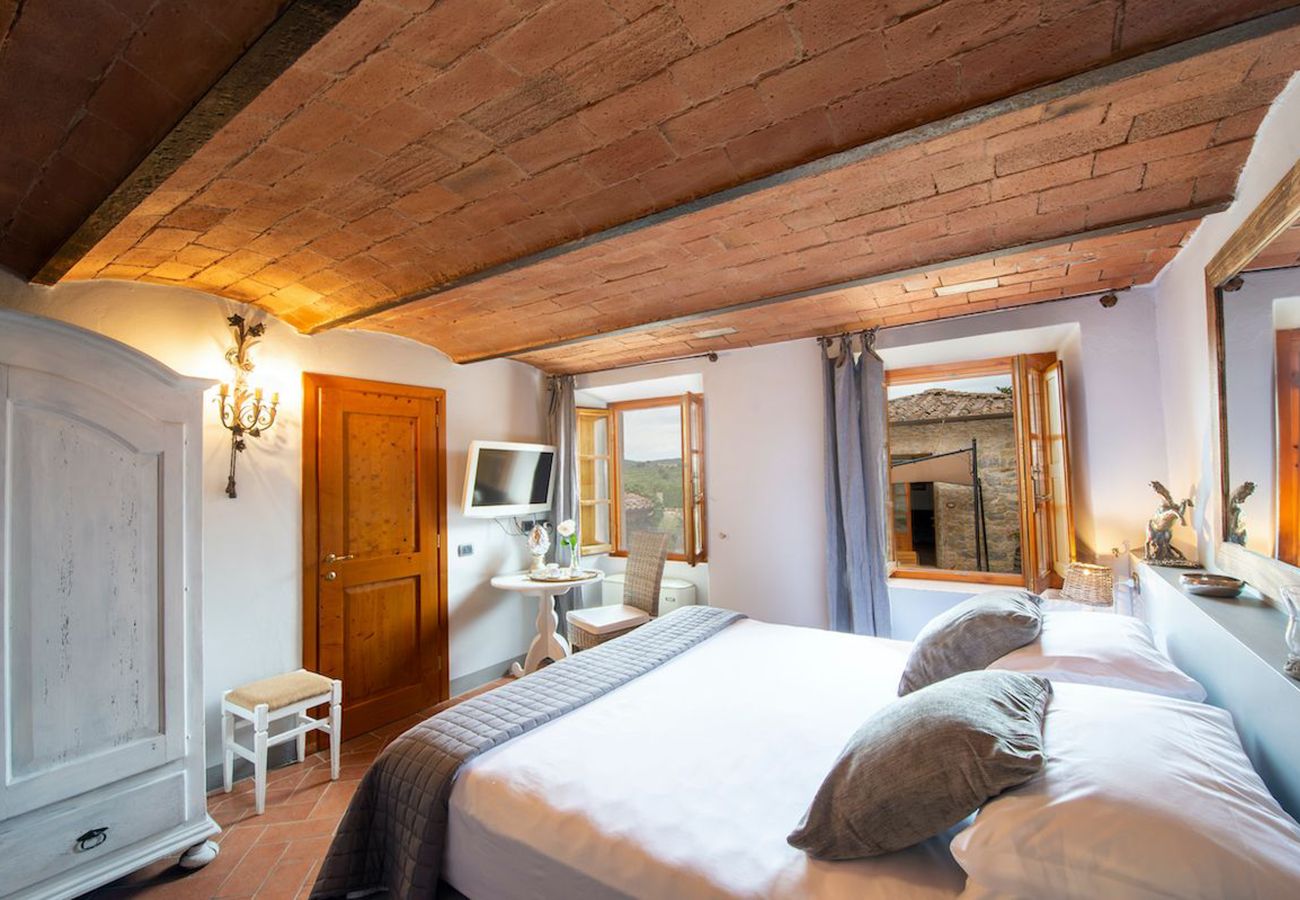 Villa a Greve in Chianti - AMORE RENTALS - Villa Eros con Piscina, SPA, Ideale per Gruppi