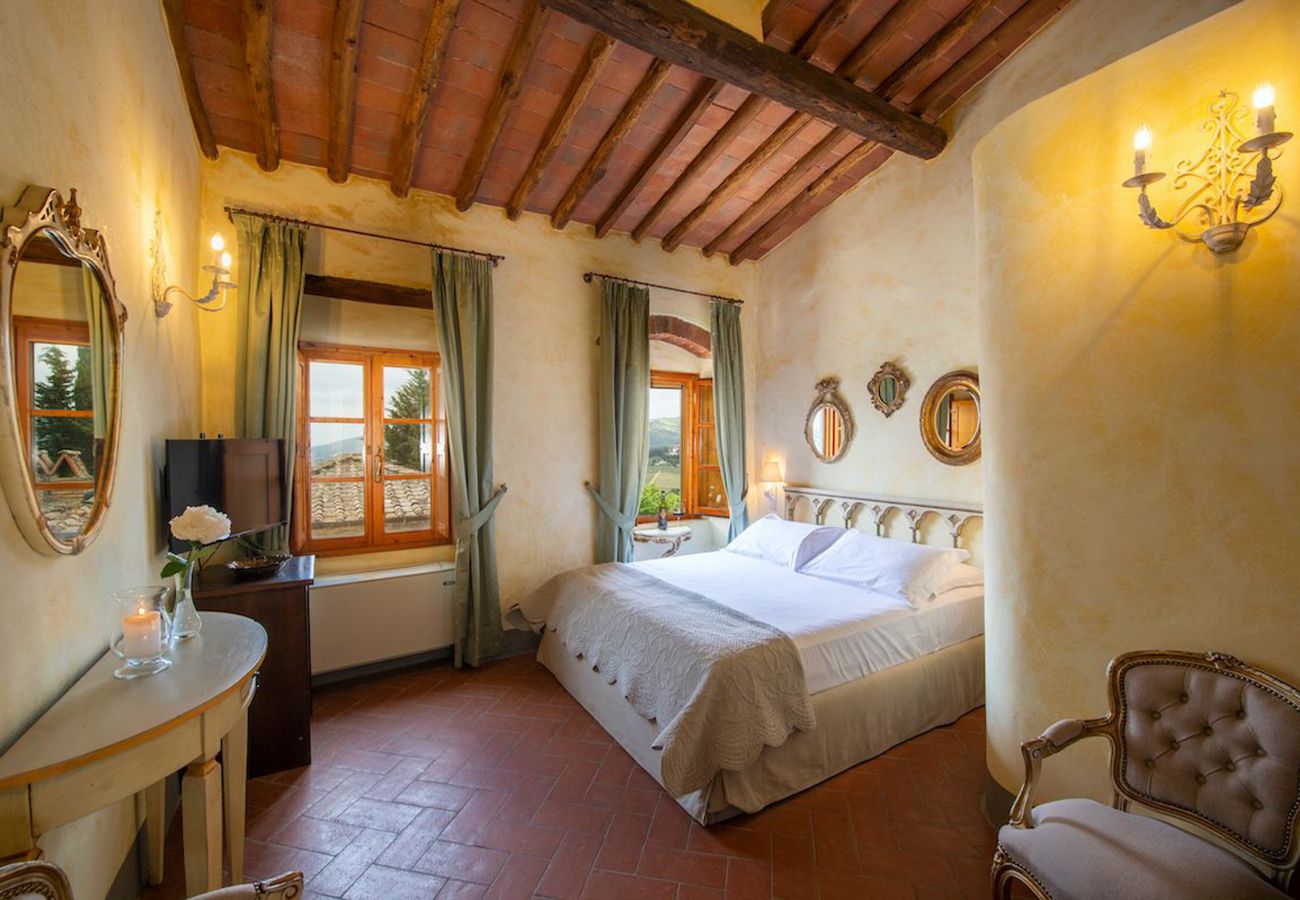 Villa a Greve in Chianti - AMORE RENTALS - Villa Eros con Piscina, SPA, Ideale per Gruppi