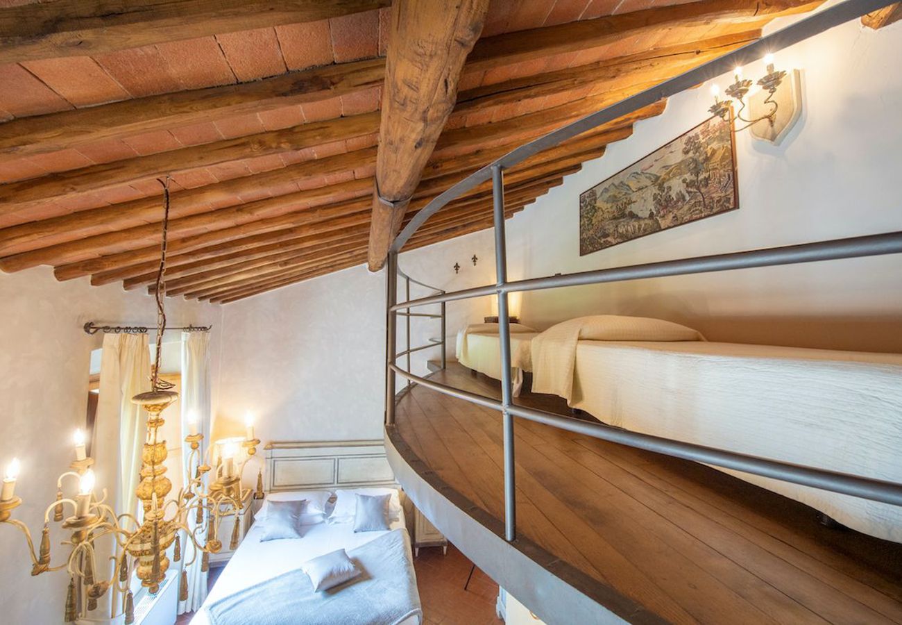 Villa a Greve in Chianti - AMORE RENTALS - Villa Eros con Piscina, SPA, Ideale per Gruppi