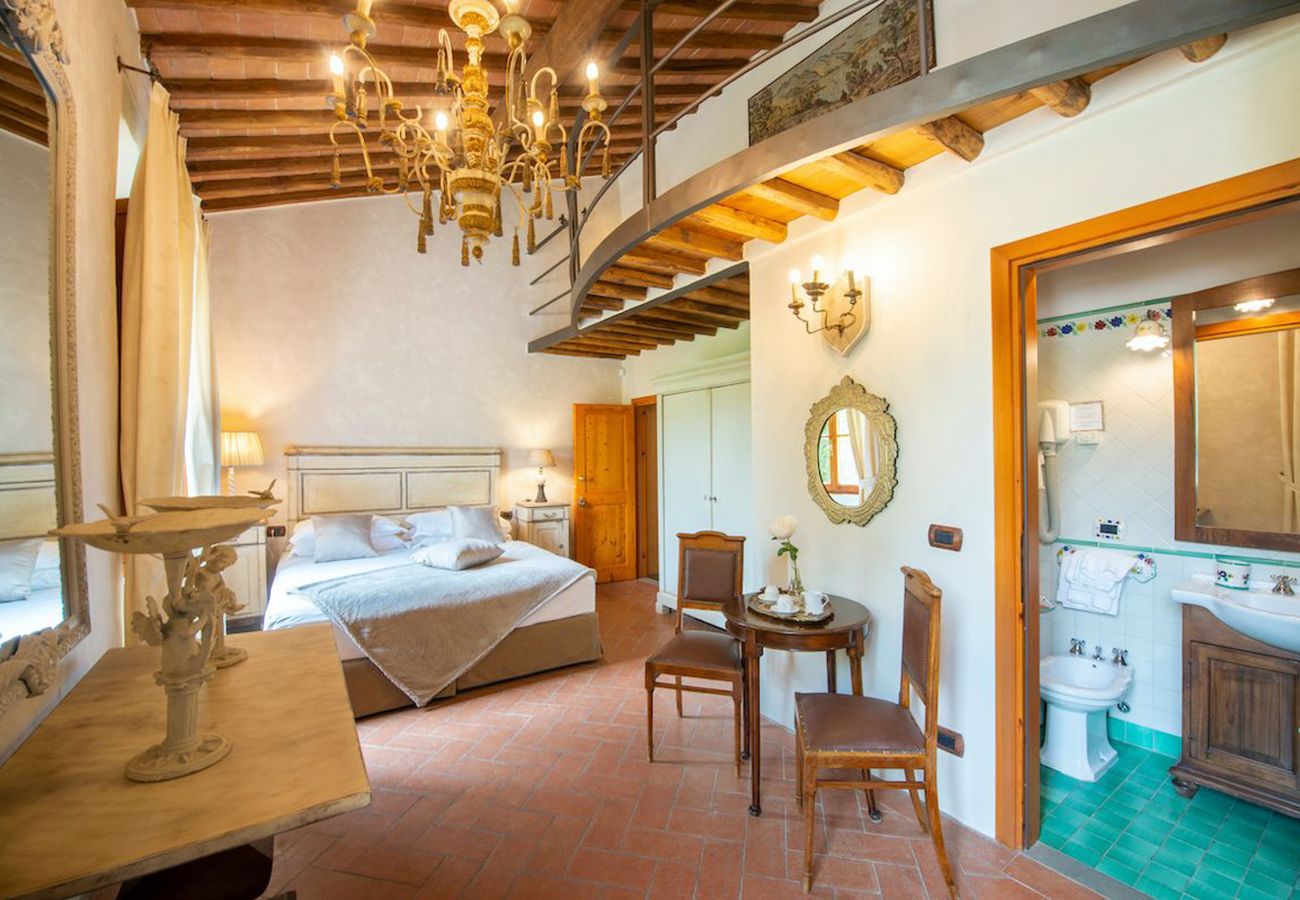 Villa a Greve in Chianti - AMORE RENTALS - Villa Eros con Piscina, SPA, Ideale per Gruppi