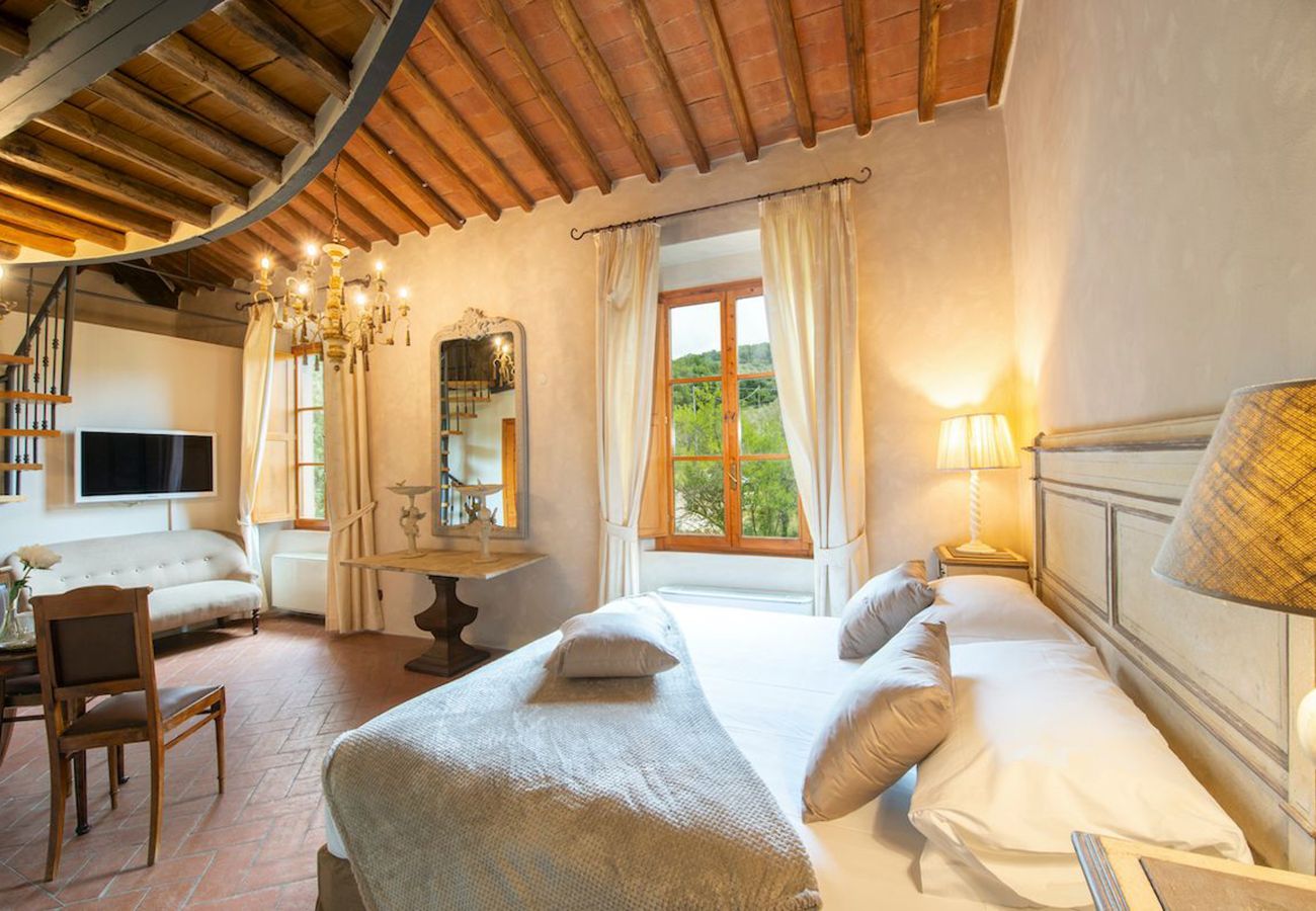Villa a Greve in Chianti - AMORE RENTALS - Villa Eros con Piscina, SPA, Ideale per Gruppi