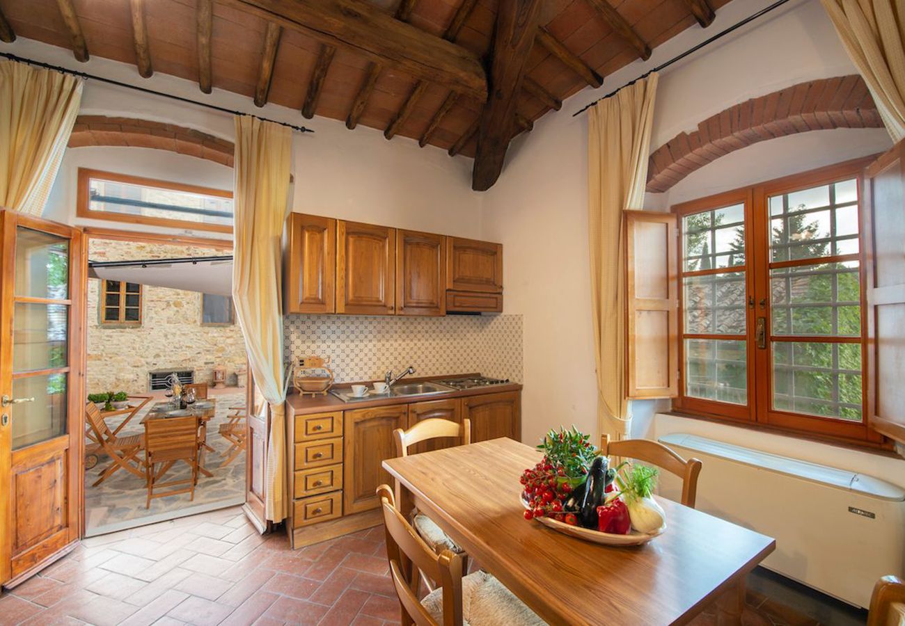 Villa a Greve in Chianti - AMORE RENTALS - Villa Eros con Piscina, SPA, Ideale per Gruppi
