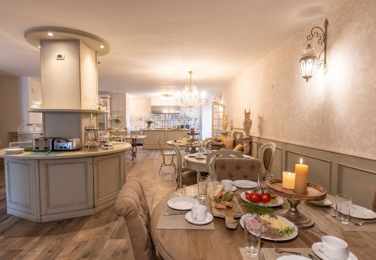 Villa a Greve in Chianti - AMORE RENTALS - Villa Eros con Piscina, SPA, Ideale per Gruppi