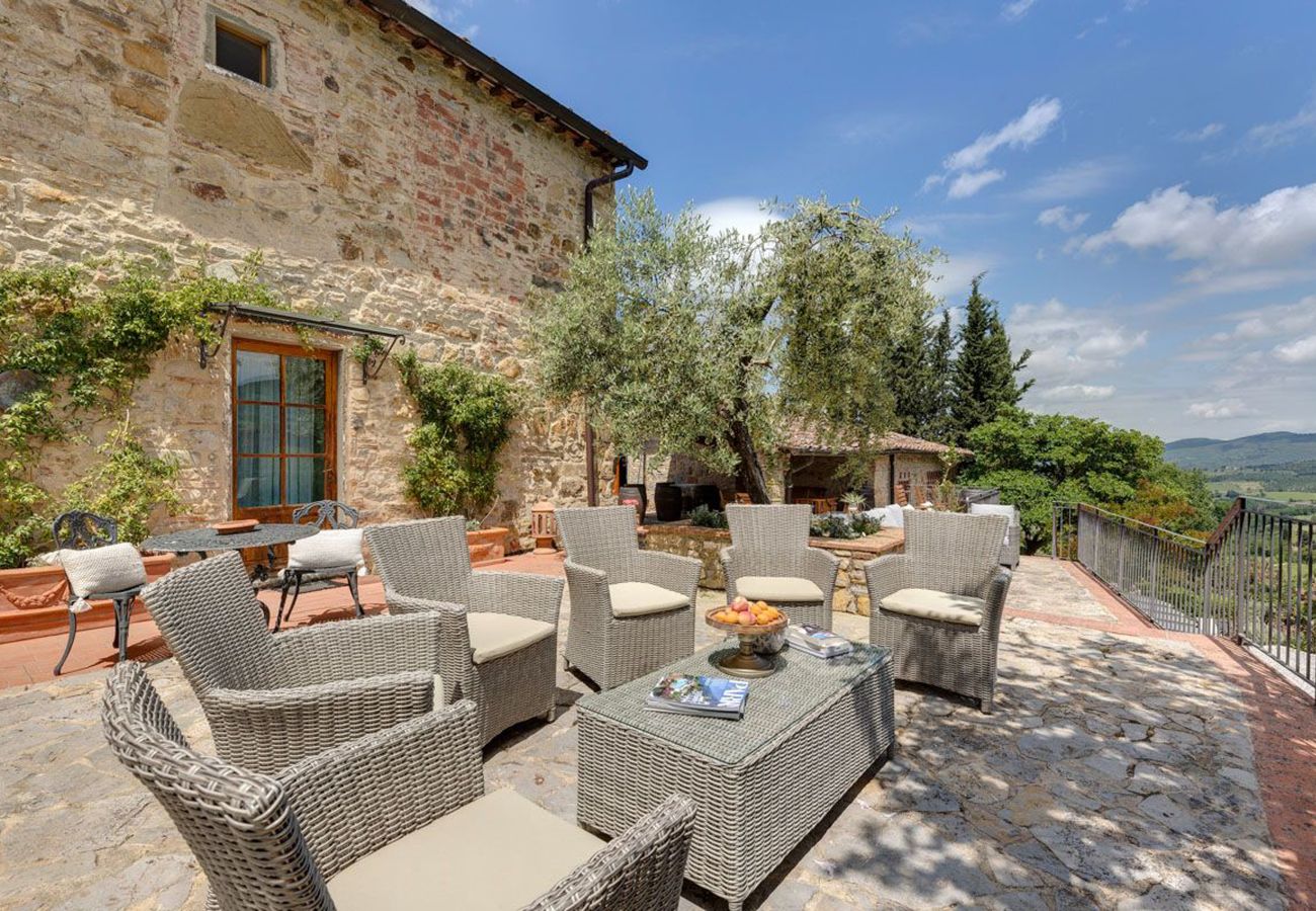Villa a Greve in Chianti - AMORE RENTALS - Villa Eros con Piscina, SPA, Ideale per Gruppi