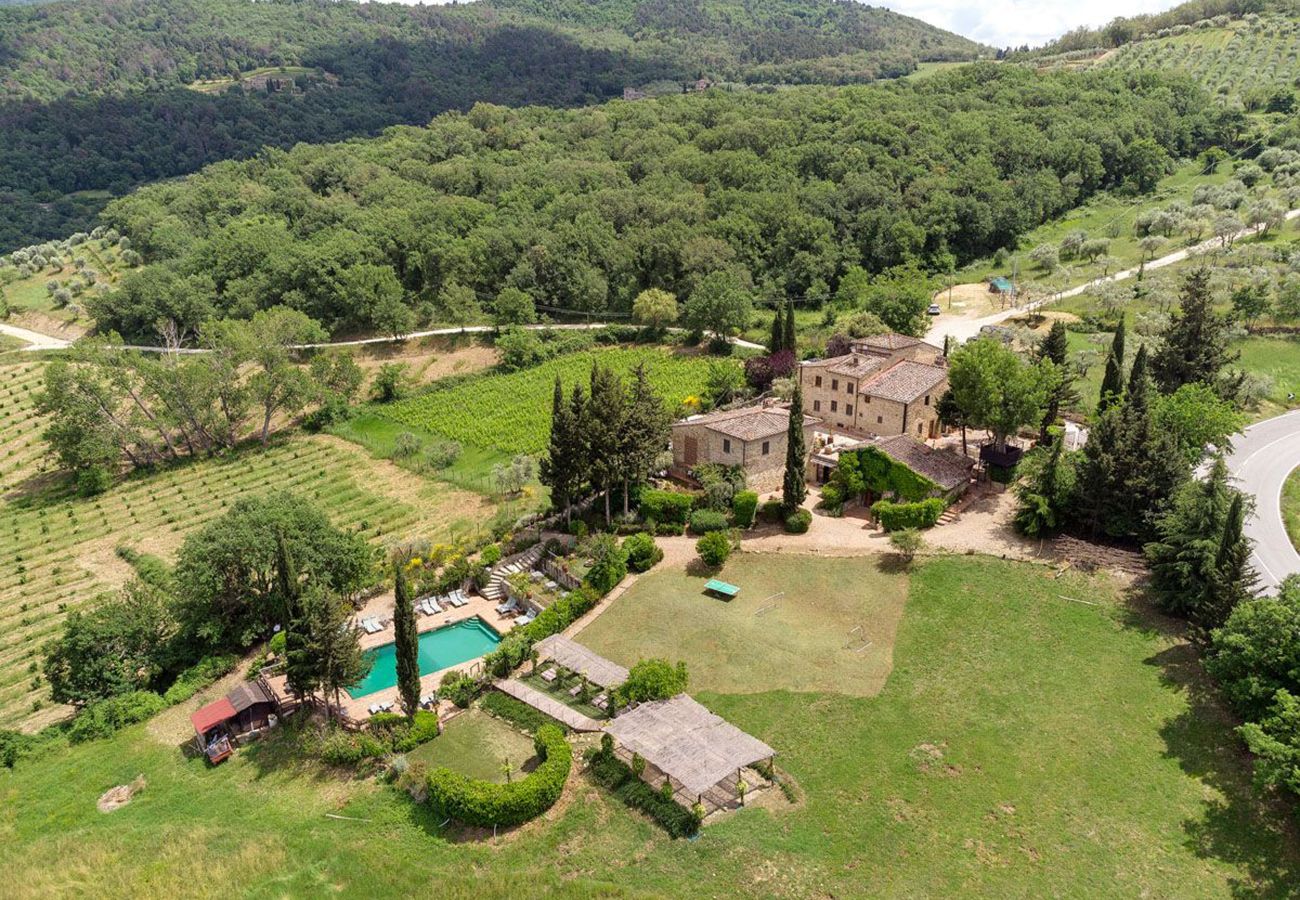 Villa a Greve in Chianti - AMORE RENTALS - Villa Eros con Piscina, SPA, Ideale per Gruppi
