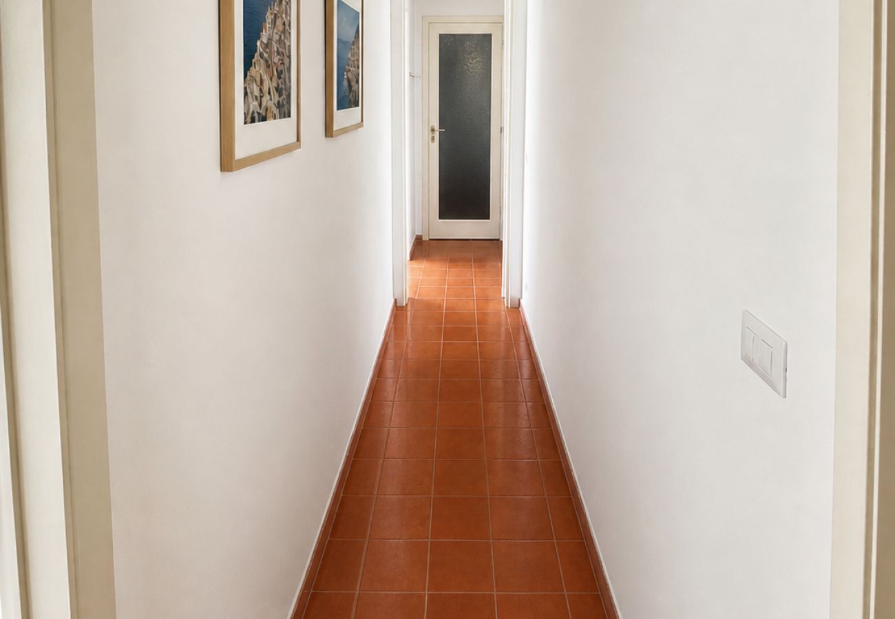 Casa a Positano - AMORE RENTALS - Casa Laura con Terrazza Vista Mare