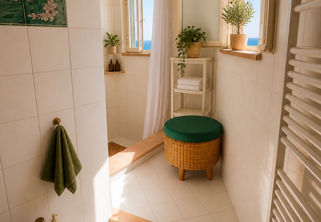 Casa a Positano - AMORE RENTALS - Casa Laura con Terrazza Vista Mare