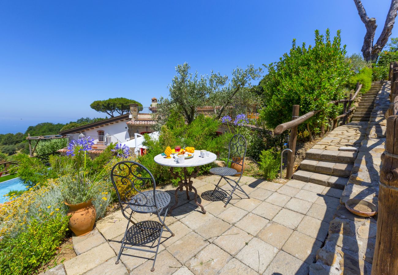 Casa a Sorrento - AMORE RENTALS - Casa I Giardini di Sorrento con Piscina, Sauna, Vista Mare