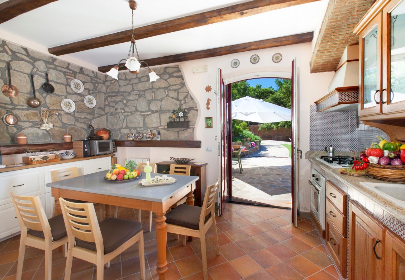 Casa a Sorrento - AMORE RENTALS - Casa I Giardini di Sorrento con Piscina, Sauna, Vista Mare