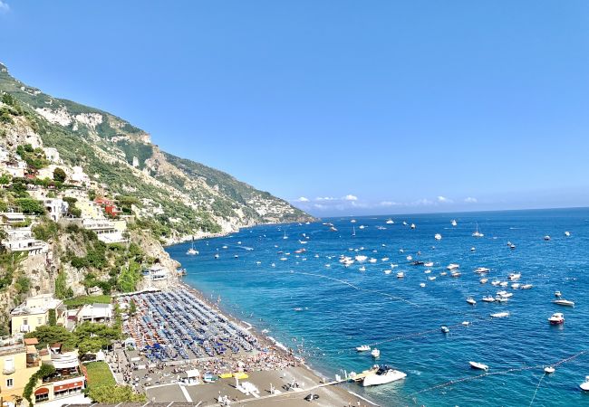 Casa a Positano - AMORE RENTALS - Casa Vira con Vista Marea Pochi Passi Dalla Spiaggia