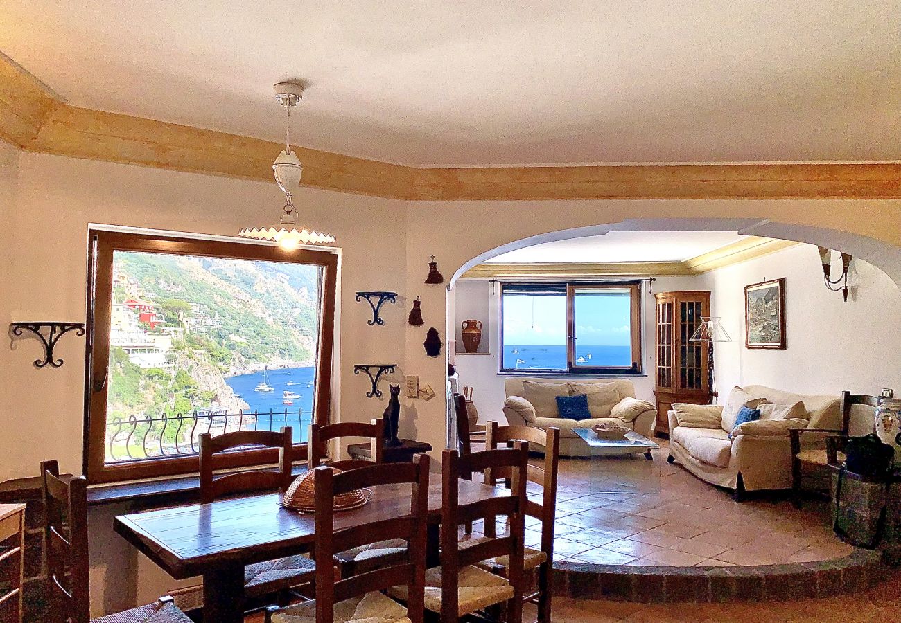 Casa a Positano - AMORE RENTALS - Casa Vira con Vista Marea Pochi Passi Dalla Spiaggia