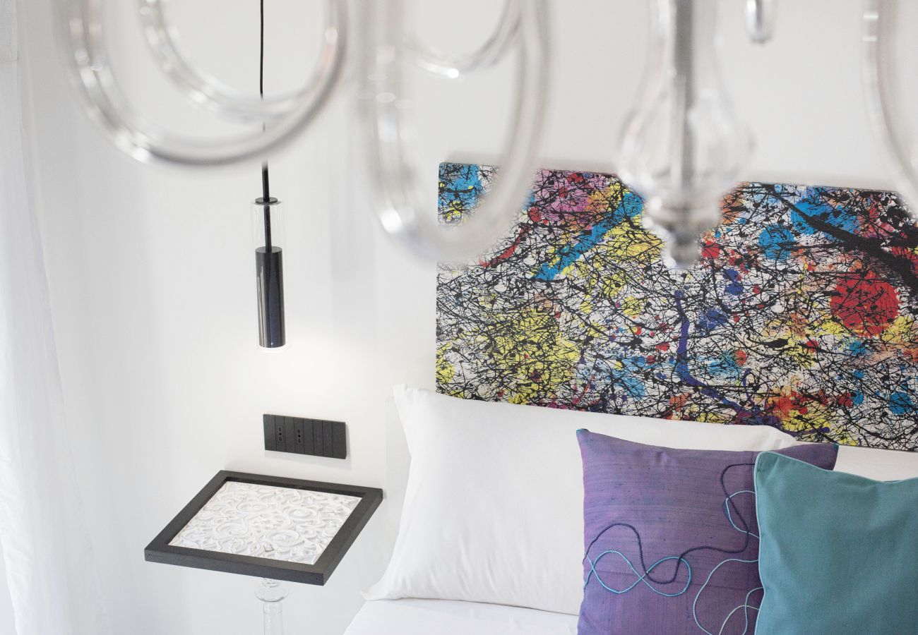 Appartamento a Sorrento - AMORE RENTALS - Casa da Franca con Balcone e Aria Condizionata