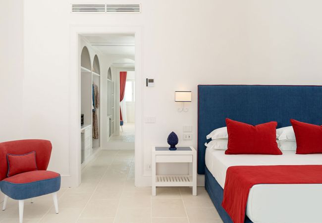 Villa a Massa Lubrense - AMORE RENTALS - Villa Antea con Piscine Private e Vista Mare Villa a Massa Lubrense - AMORE RENTALS - Villa Antea con Piscine Private e Vista Mare