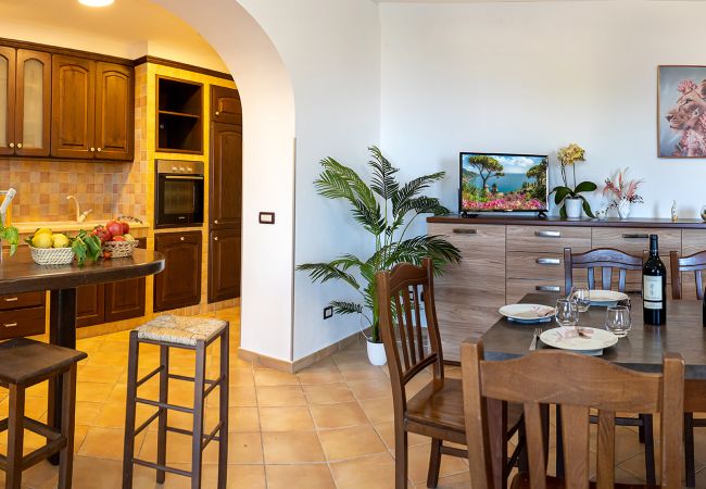 Villa a Sant´Agata sui Due Golfi - AMORE RENTALS - Villa Lions Rose con Piscina e Vista Mare Villa a Sant´Agata sui Due Golfi - AMORE RENTALS - Villa Lions Rose con Piscina e Vista Mare