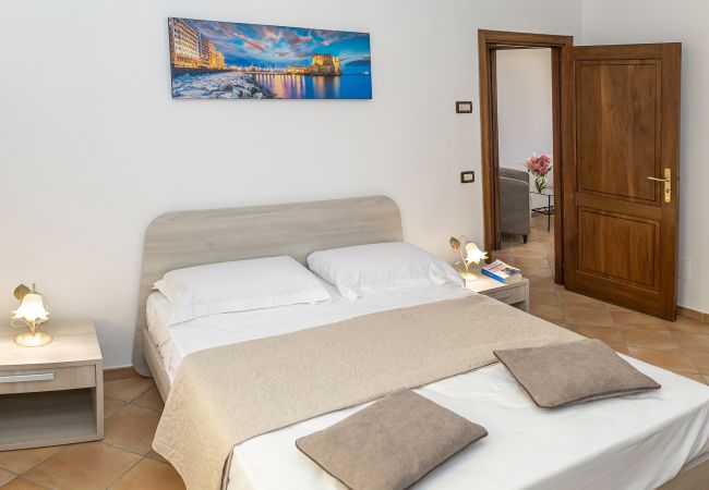 Villa a Sant´Agata sui Due Golfi - AMORE RENTALS - Villa Lions Rose con Piscina e Vista Mare Villa a Sant´Agata sui Due Golfi - AMORE RENTALS - Villa Lions Rose con Piscina e Vista Mare