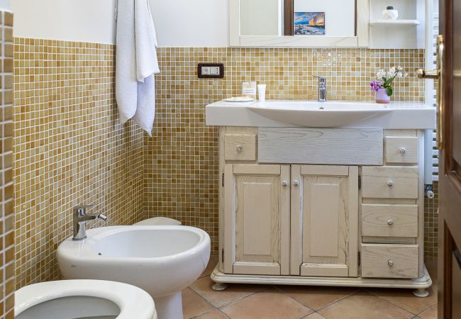 Villa a Sant´Agata sui Due Golfi - AMORE RENTALS - Villa Lions Rose con Piscina e Vista Mare Villa a Sant´Agata sui Due Golfi - AMORE RENTALS - Villa Lions Rose con Piscina e Vista Mare