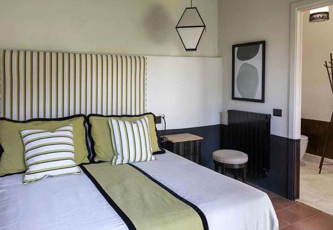 Villa a Sarteano - AMORE RENTALS - Villa Viola con Piscina, Giardino, Ideale per Matrimoni Villa a Sarteano - AMORE RENTALS - Villa Viola con Piscina, Giardino, Ideale per Matrimoni