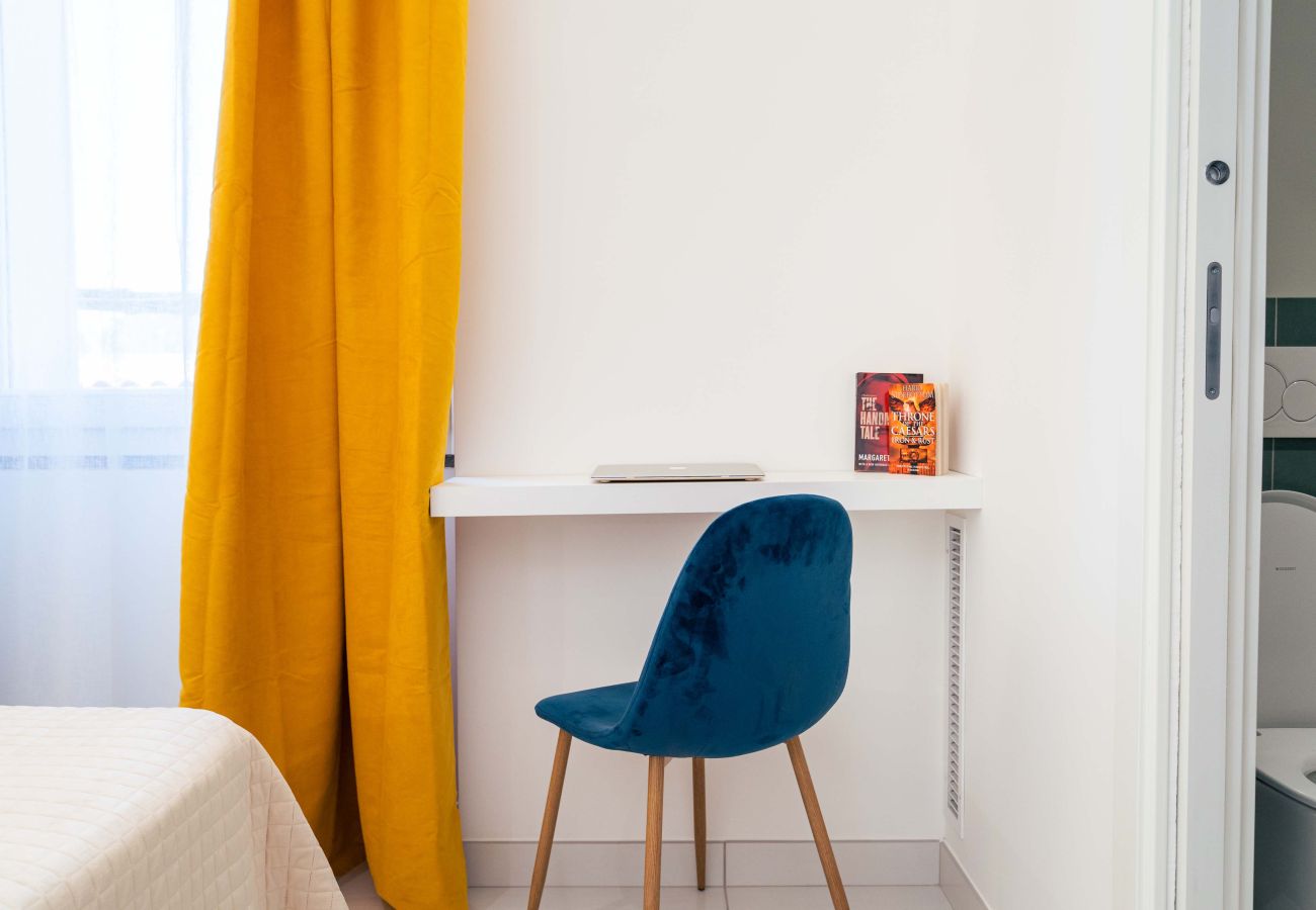 Villa a Sorrento - AMORE RENTALS - Villa Alice con Giardino, Aria Condizionata e Terrazzo