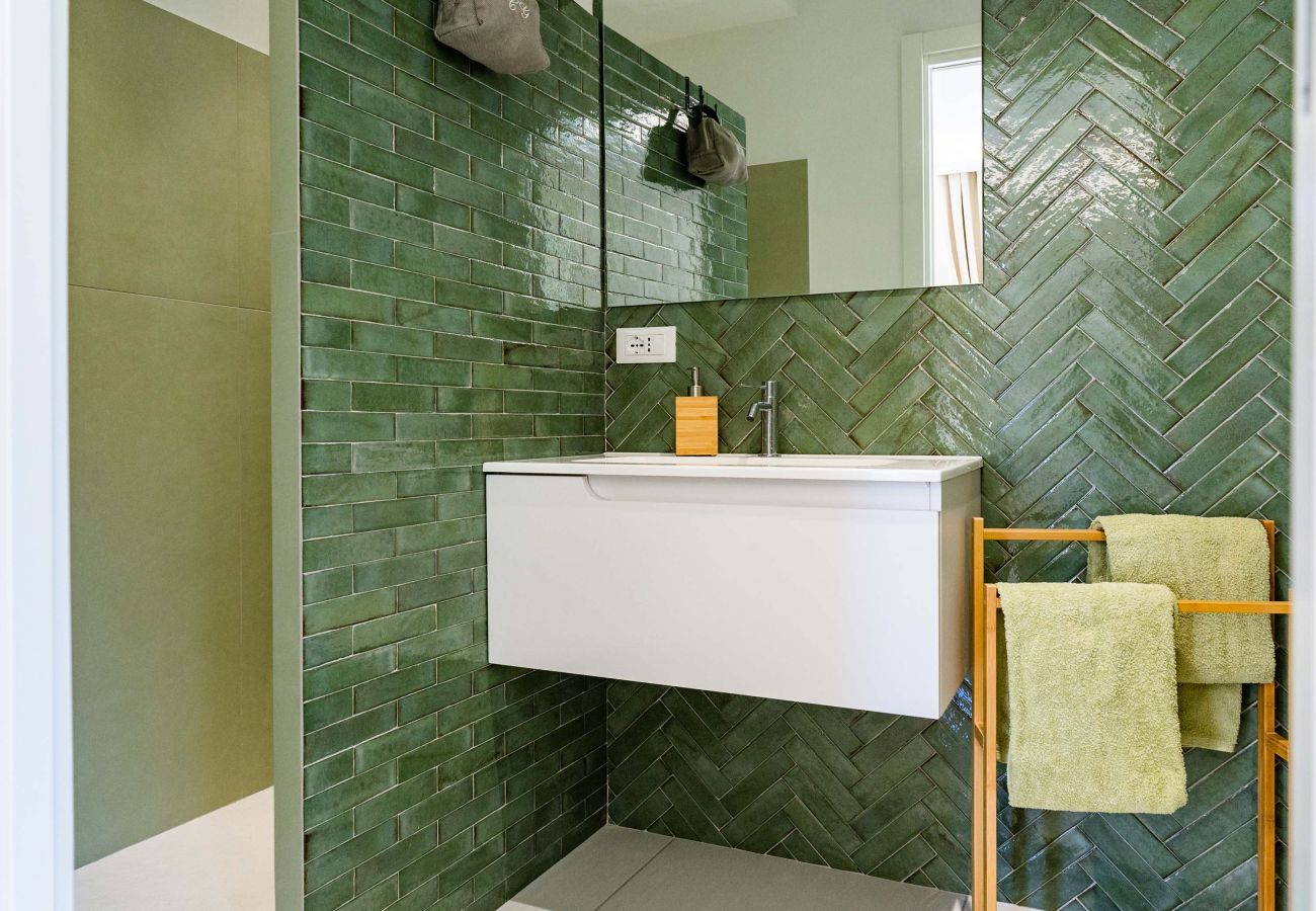 Villa a Sorrento - AMORE RENTALS - Villa Alice con Giardino, Aria Condizionata e Terrazzo