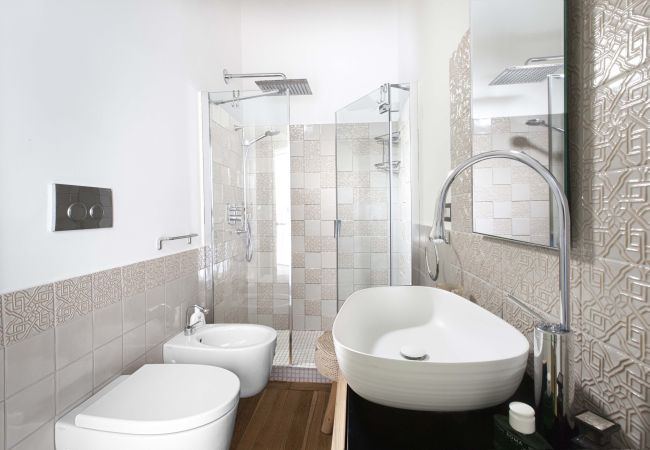 Villa a Sant´Agata sui Due Golfi - AMORE RENTALS - Villa Hermes con Piscina Privata, Giardino, Vista Mare Villa a Sant´Agata sui Due Golfi - AMORE RENTALS - Villa Hermes con Piscina Privata, Giardino, Vista Mare