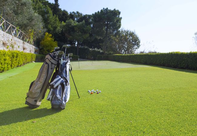 Villa a Sant´Agata sui Due Golfi - AMORE RENTALS - Villa Hermes con Piscina Privata, Giardino, Vista Mare Villa a Sant´Agata sui Due Golfi - AMORE RENTALS - Villa Hermes con Piscina Privata, Giardino, Vista Mare