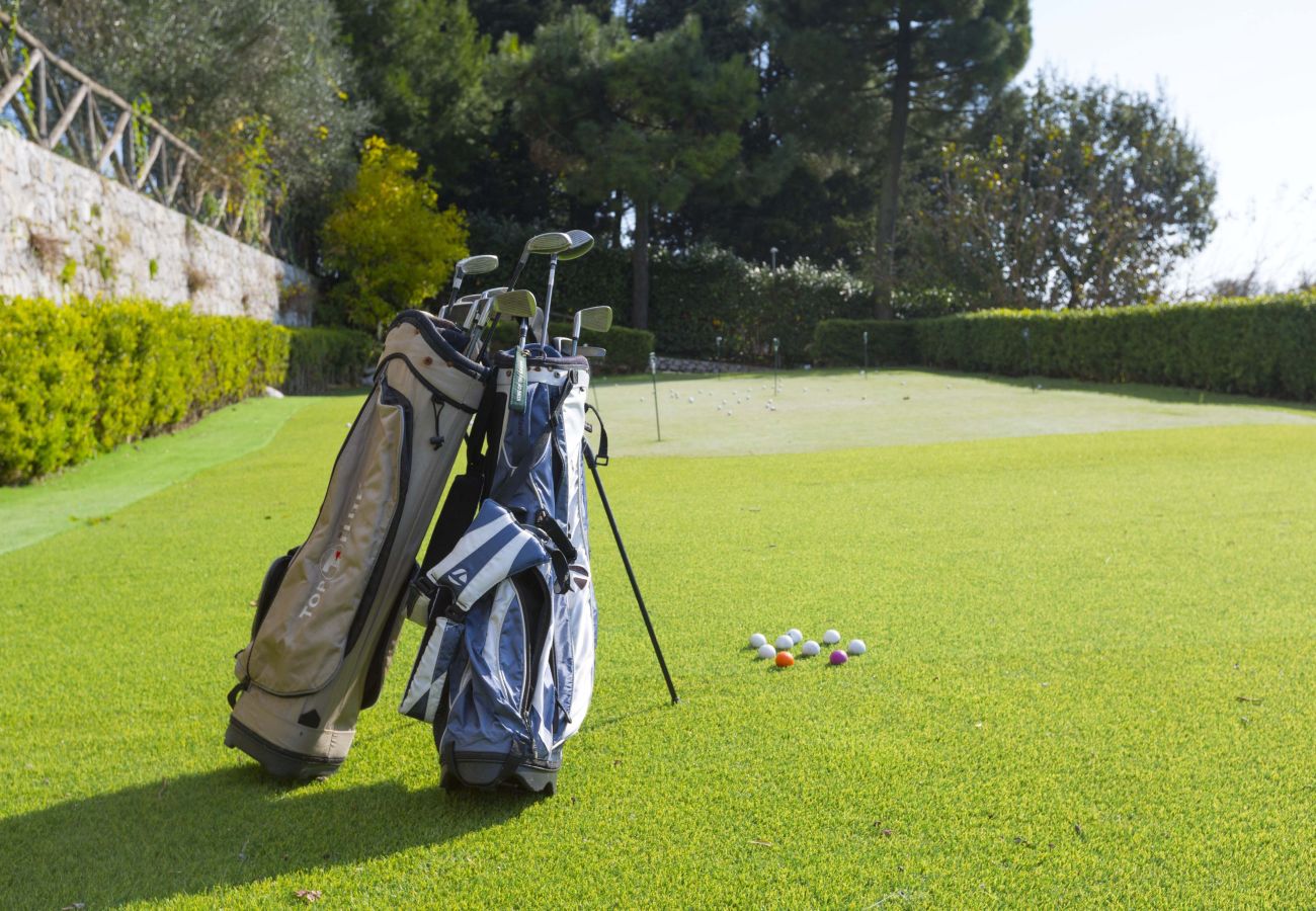 Villa a Sant´Agata sui Due Golfi - AMORE RENTALS - Villa Hermes con Piscina Privata, Giardino, Vista Mare