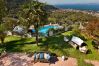 Villa a Piano di Sorrento - AMORE RENTALS - Villa Auxilia con Piscina Condivisa e Terrazza