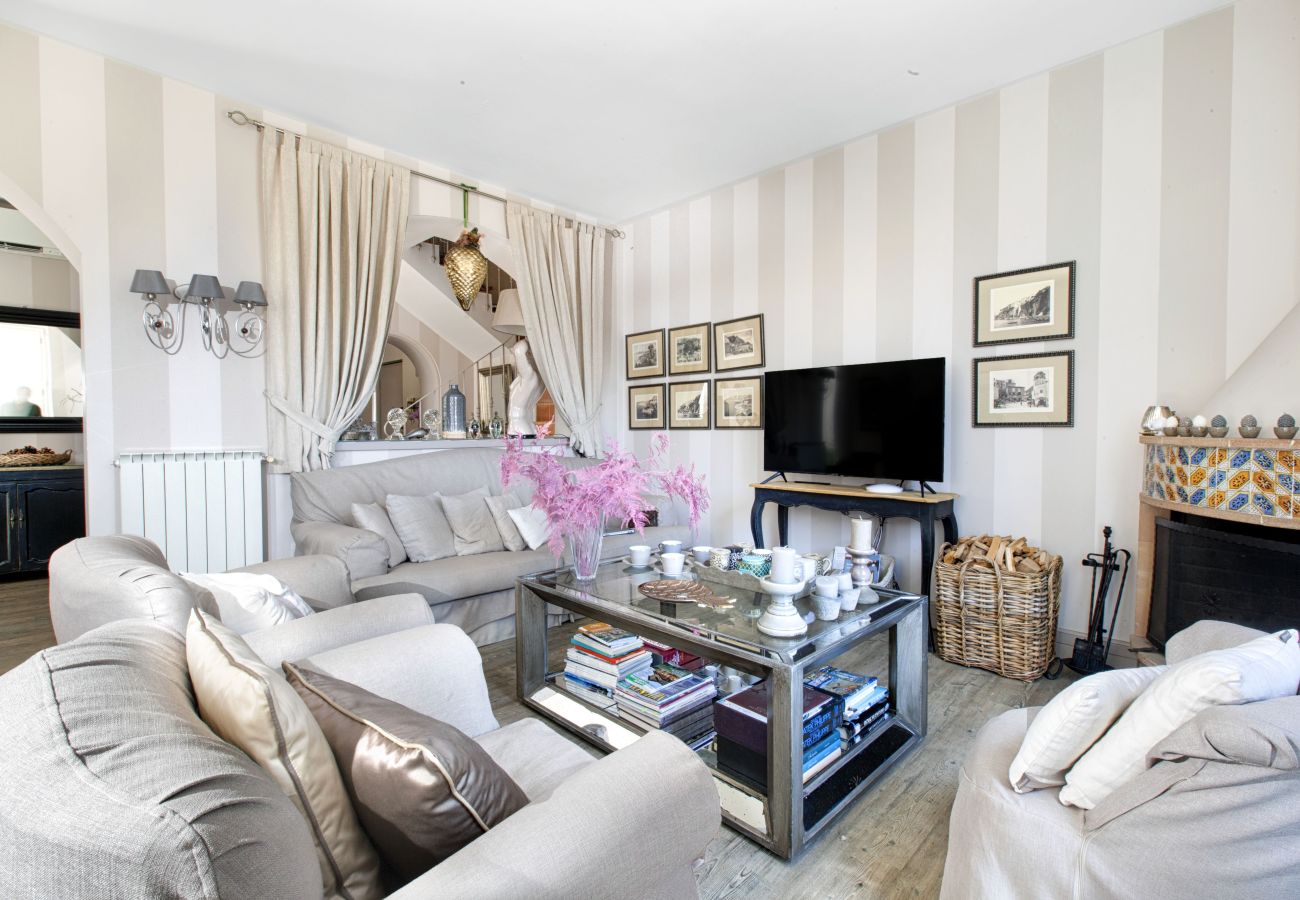 Appartamento a Sorrento - AMORE RENTALS - Palazzo Mary in Piazza Tasso